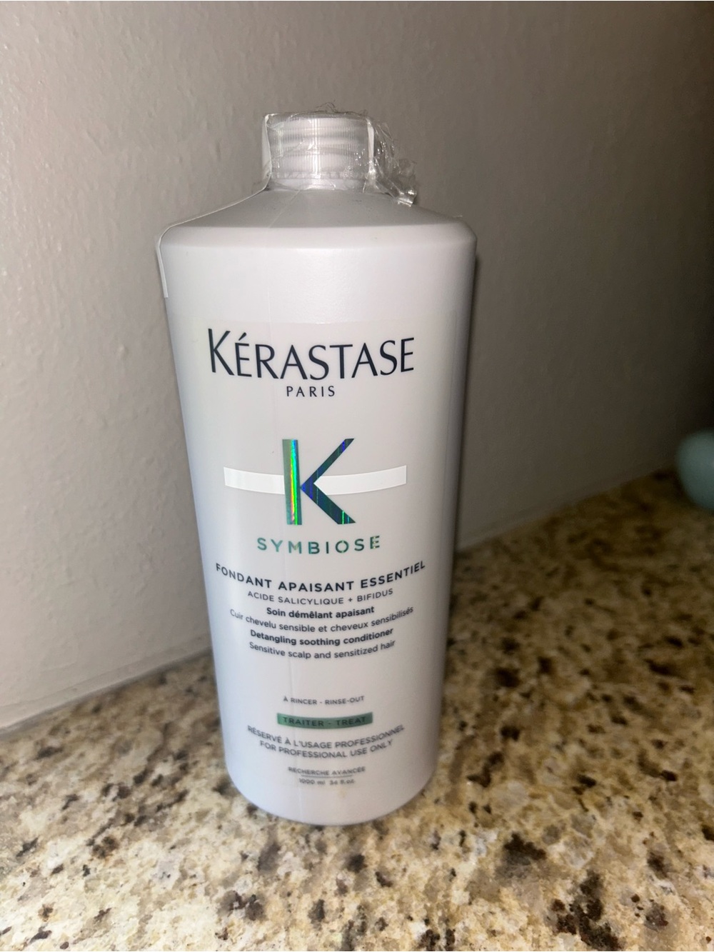 Kerastase Symbiose Soothing Conditioner - 34 oz. New
